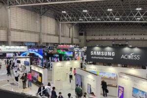 ゼミの校外学習で展示会Interop26を見学してきました